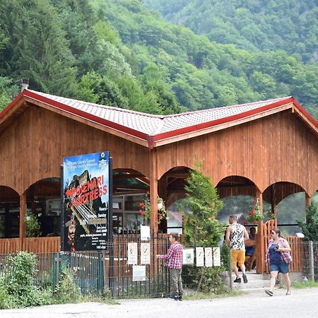 Hotel Cabanute Si Camping Dracula Capatineni-Paminteni Exterior foto